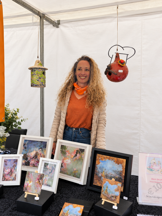 Kings Day Market with the Delftsche Kunstkring